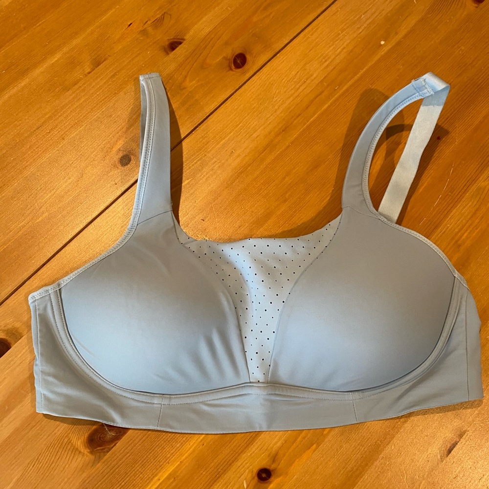 High Support Sports Bra with Mesh front